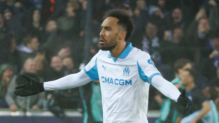 Пьер-Эмерик Обамеянг — автор дубля в ворота «Лиона»