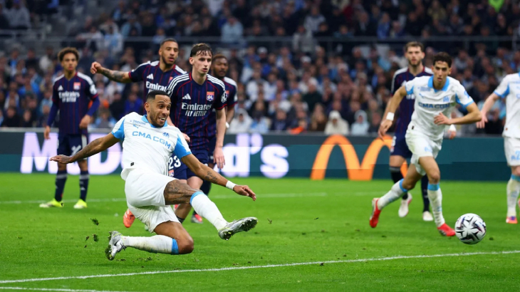 Первый гол Обамеянга