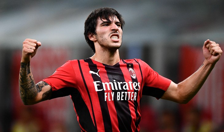 Сандро Тонали