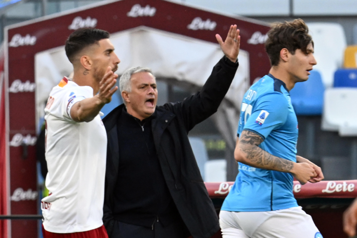 Моуринью в матче с «Наполи»