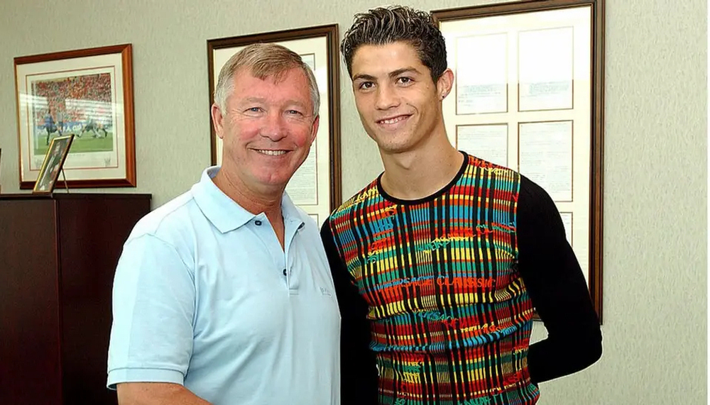 Алекс Фергюсон с только что подписанной восходящей звездой