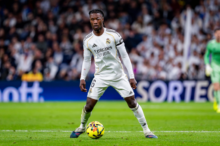 Эдуардо Камавинга