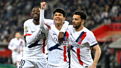 Игроки «ПСЖ» празднуют гол