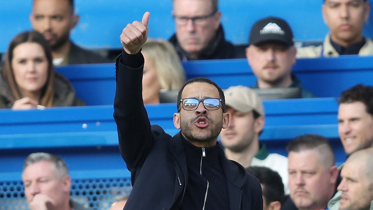 Лиам Росеньор — главный тренер «Челси»