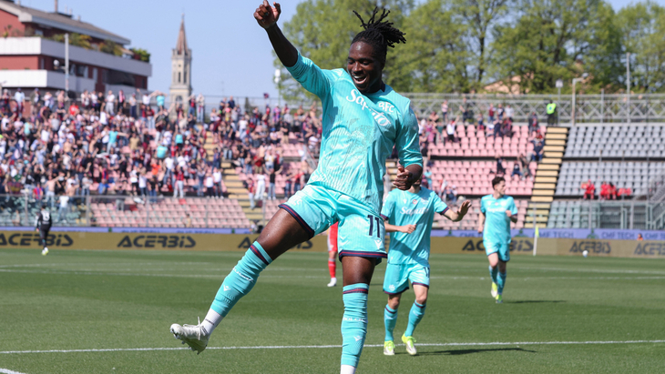 Джонатан Роу