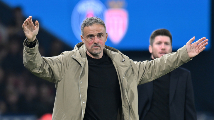 Луис Энрике — главный тренер ПСЖ