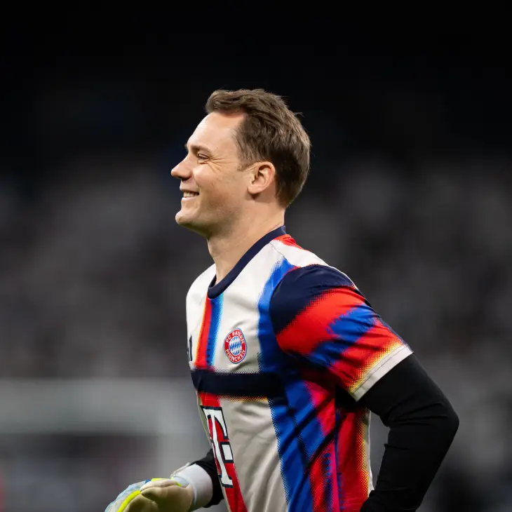 Нойер на разминке