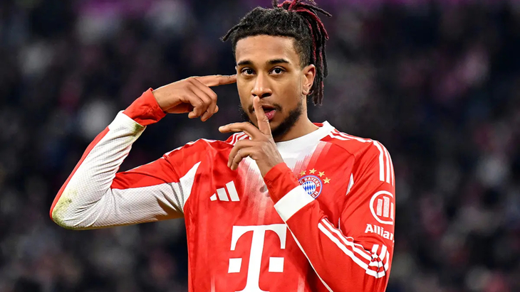 Майкл Олисе