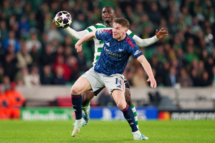 Дьёкереш с мячом