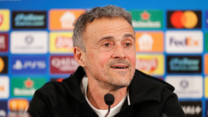 Луис Энрике — главный тренер ПСЖ