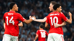 Игроки «Ноттингема» празднуют автогол