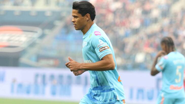 Дуглас Сантос