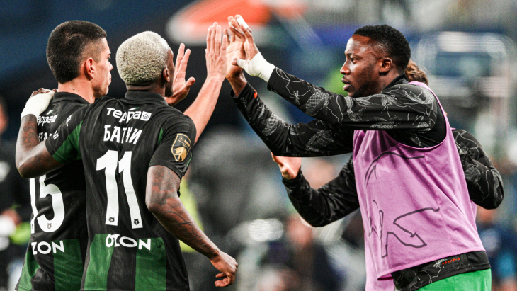 Игроки «Краснодара» празднуют гол