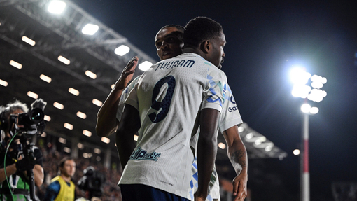 Маркюс Тюрам празднует гол 