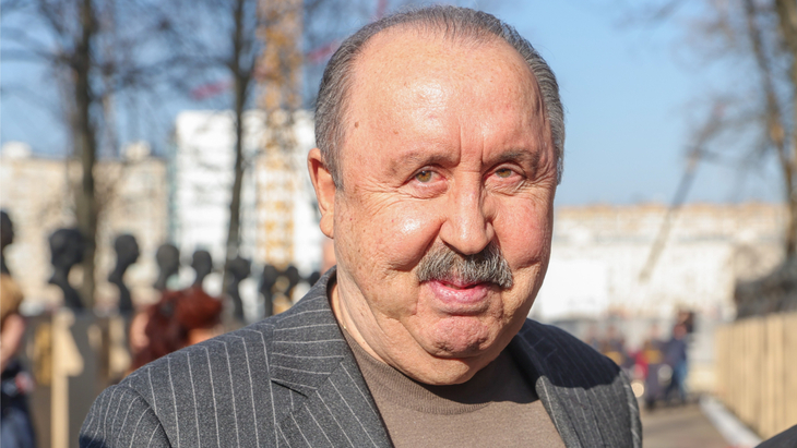 Валерий Газзаев