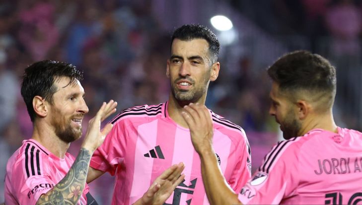 Лионель Месси, Серхио Бускетс и Жорди Альба