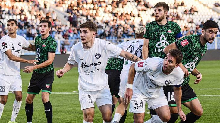 ФК «Нефтехимик»