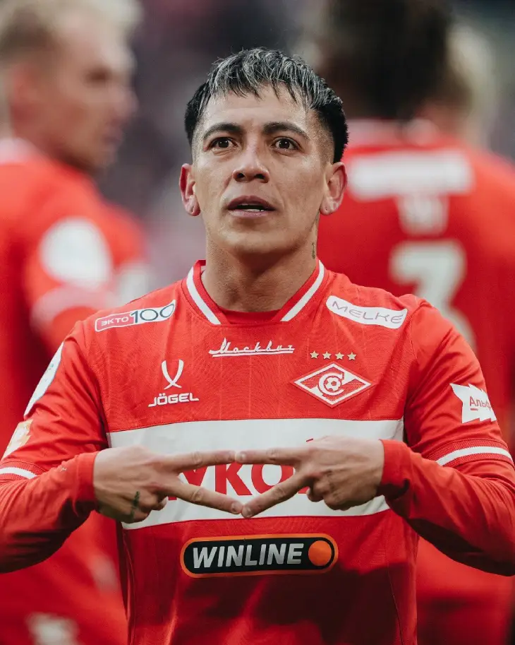 Эсекьель Барко празднует гол