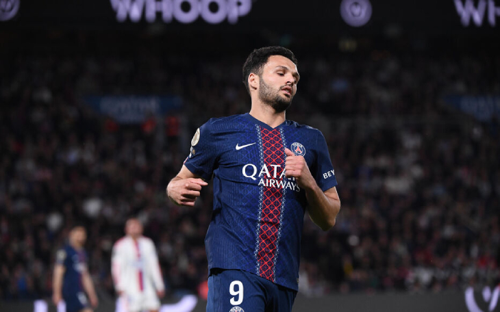 Гонсалу Рамуш после незабитого пенальти