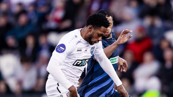 Фрагмент матча «Оренбург» — «Пари НН»