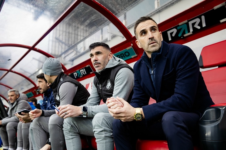 Хуан Диас и тренерский штаб ФК «Родина»