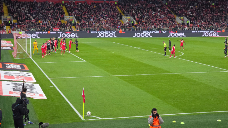 Угловой Сперцяна