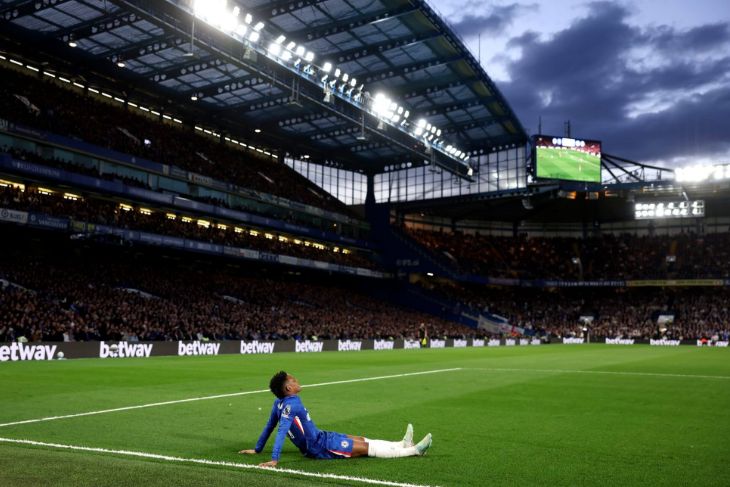 Из‑за травмы задней поверхности бедра Эстеван рискует пропустить ЧМ-2026