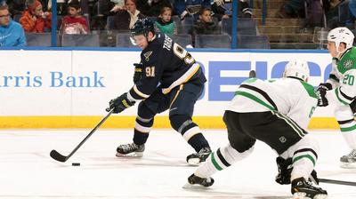 Тарасенко атакует ворота «Далласа»