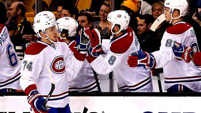 Алексей Емелин забросил одну из четырех шайб в ворота «Бостона»