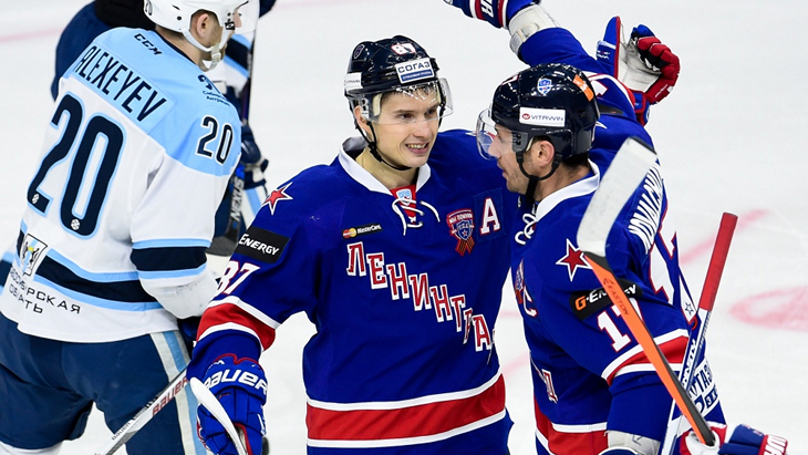 Хоккеисты СКА