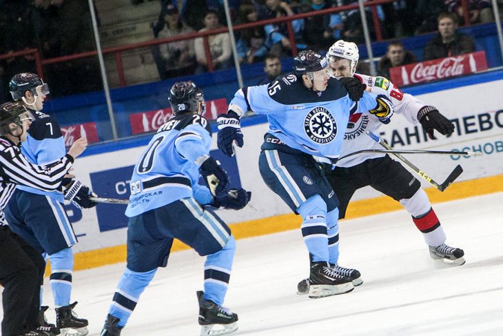 В 1/8 финала «Сибирь» сыграет с «Адмиралом»
