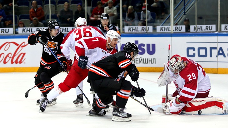 Хабаровчане проиграли на своем льду