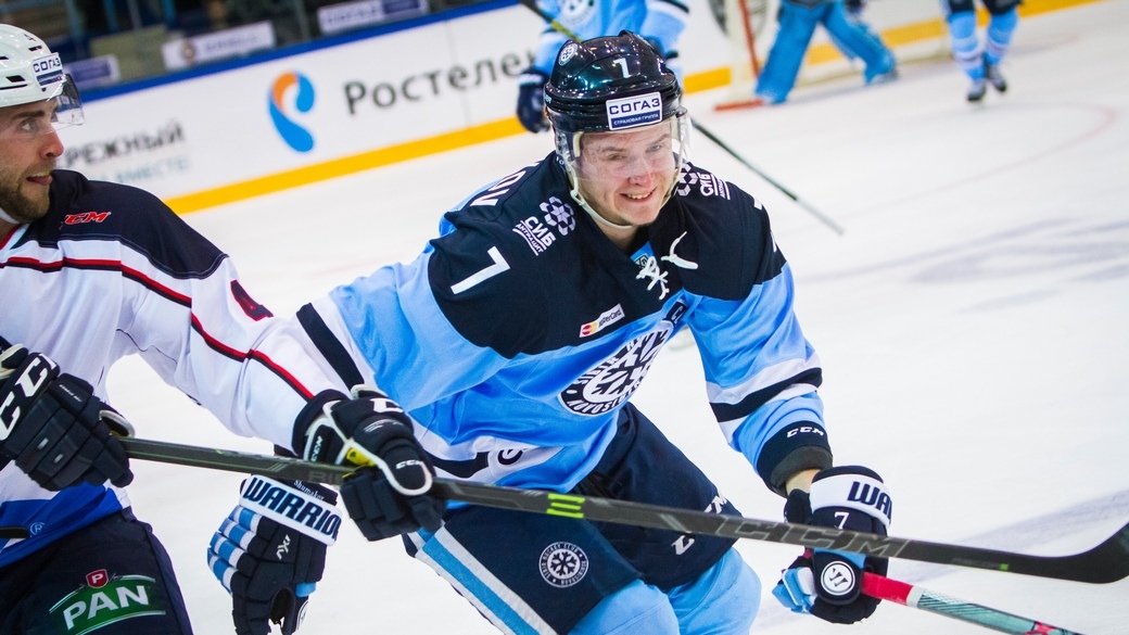 Сергей Шумаков