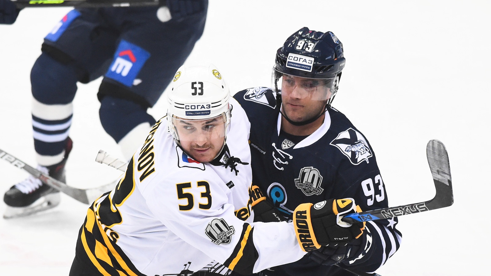 «Северсталь» победила во Владивостоке