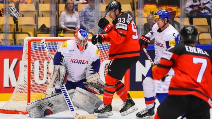 Канадцы уничтожили соперника