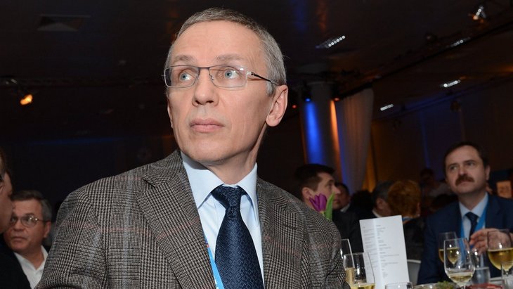 Игорь Ларионов