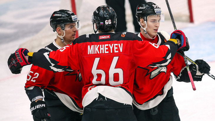 Хоккеисты «Авангарда»