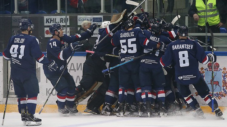 Хоккеисты «Торпедо»