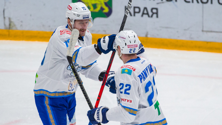 Хоккеисты «Барыса»