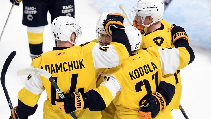 Хоккеисты «Северстали»