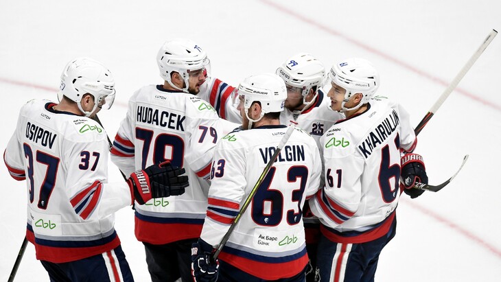 «Нефтехимик»