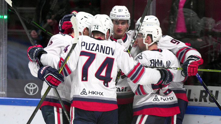 «Нефтехимик»