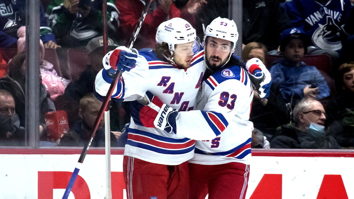 Артемий Панарин набрал очки в девятом матче подряд