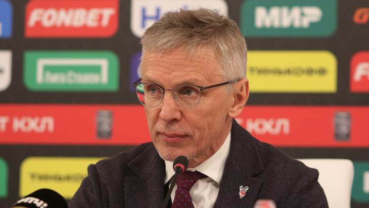 Игорь Ларионов