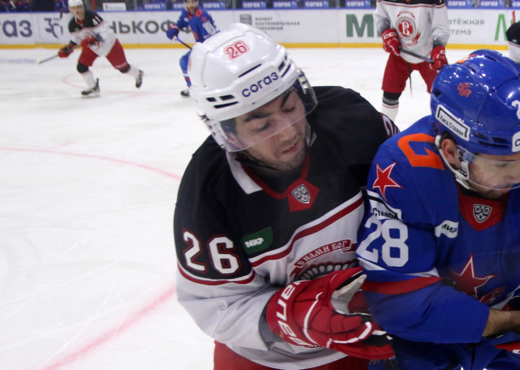 Дерек Барак — нападающий «Витязя» 