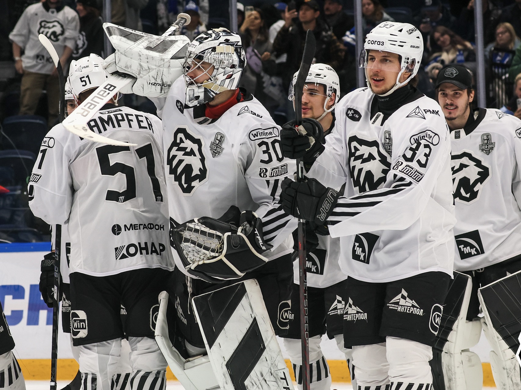 «Трактор» трижды обыграл «Динамо»