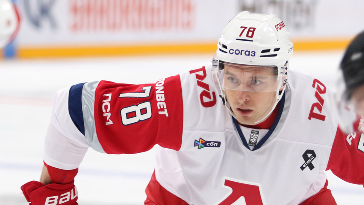 Максим Шалунов — нападающий «Локомотива»