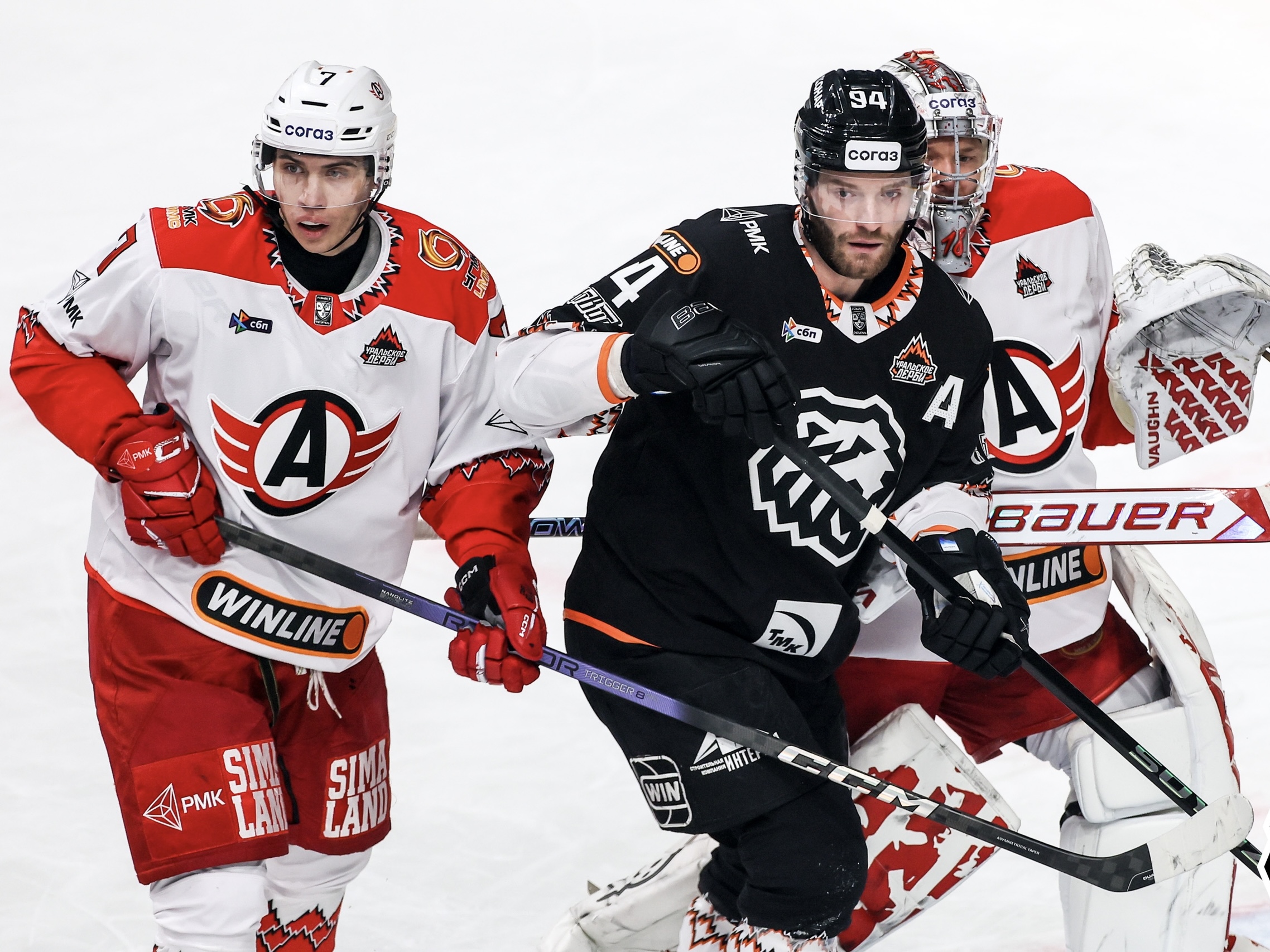 «Трактор» обыграл «Автомобилист»