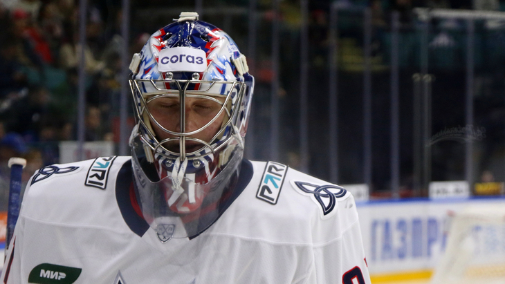 Ярослав Озолин — голкипер «Нефтехимика»