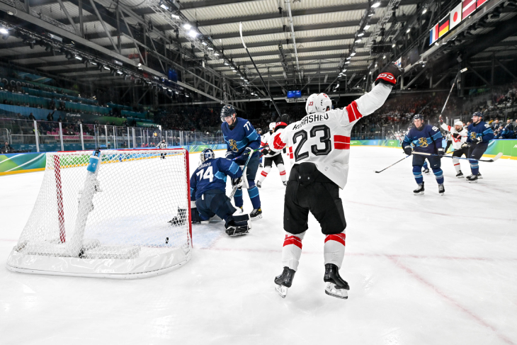 Сборная Швейцарии только что забила гол